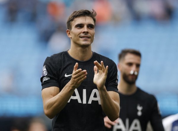 电讯报:帕利尼亚垂危数据优于防止,弗兰克、阿莫林齐招供他智商