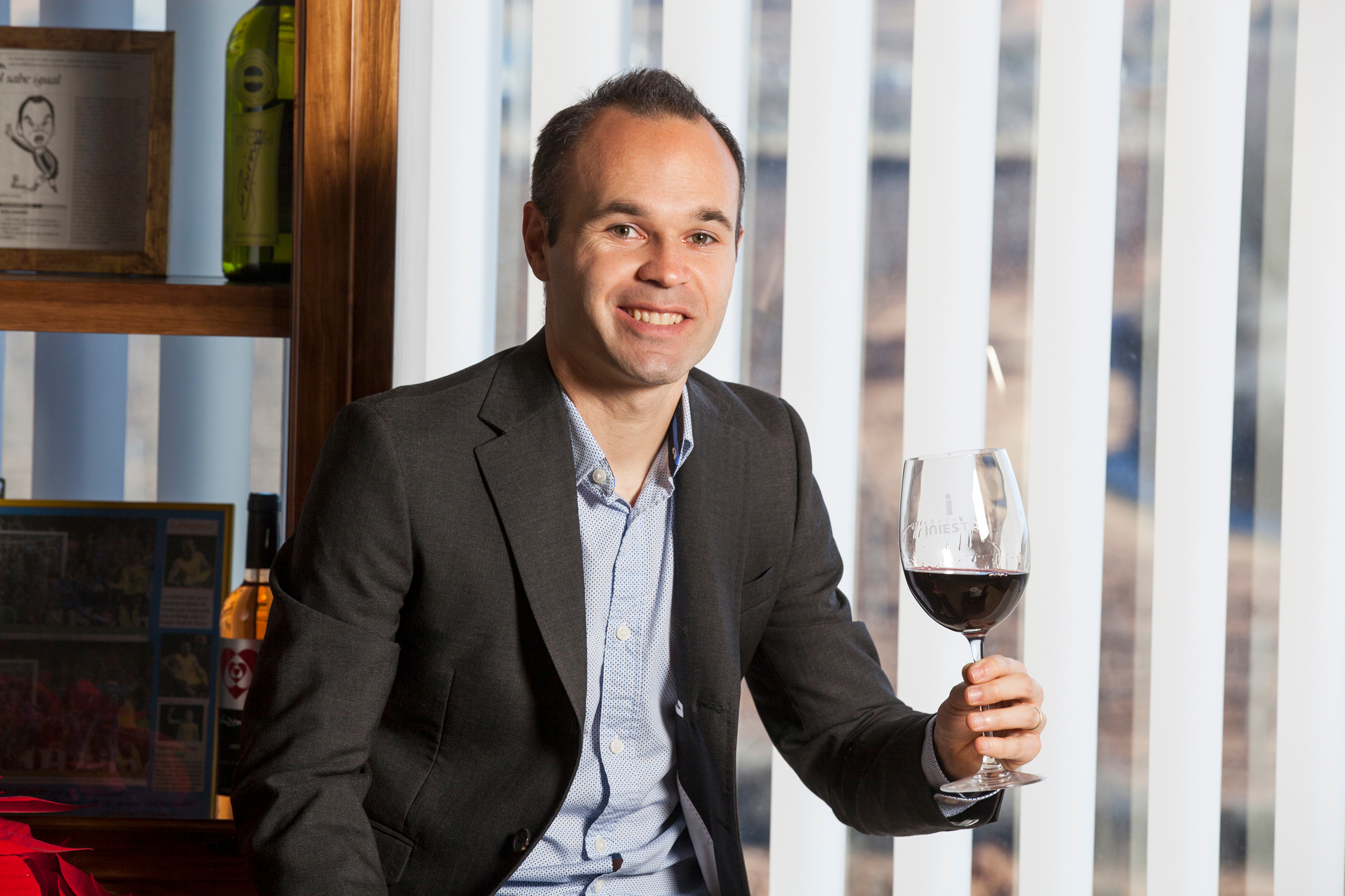 赫迪拉：维尼修斯要意识到他是孩子们的榜样，像梅西C罗一样